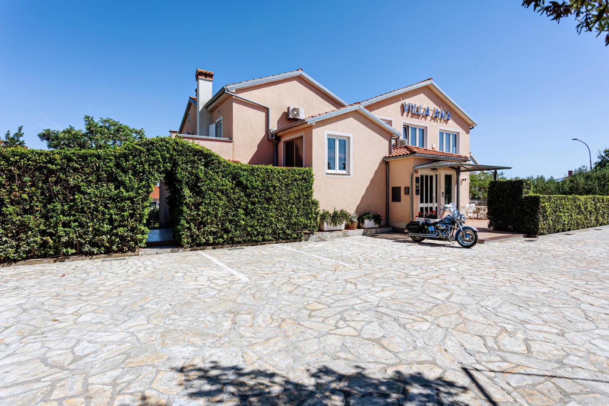 B&B Villa Ana 크르크 외부 사진