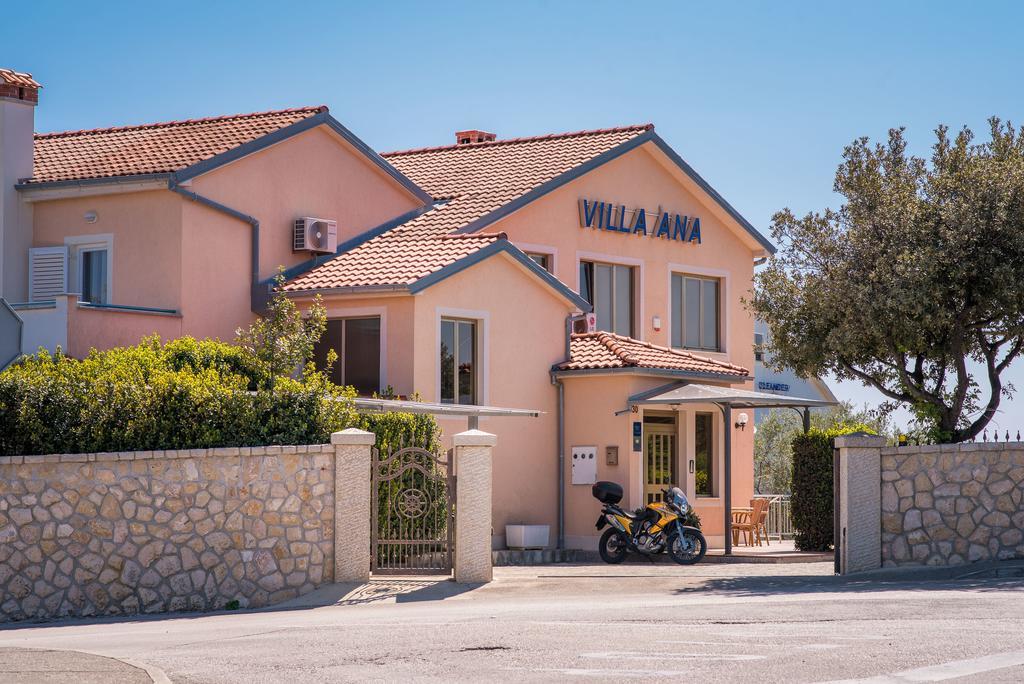 B&B Villa Ana 크르크 외부 사진