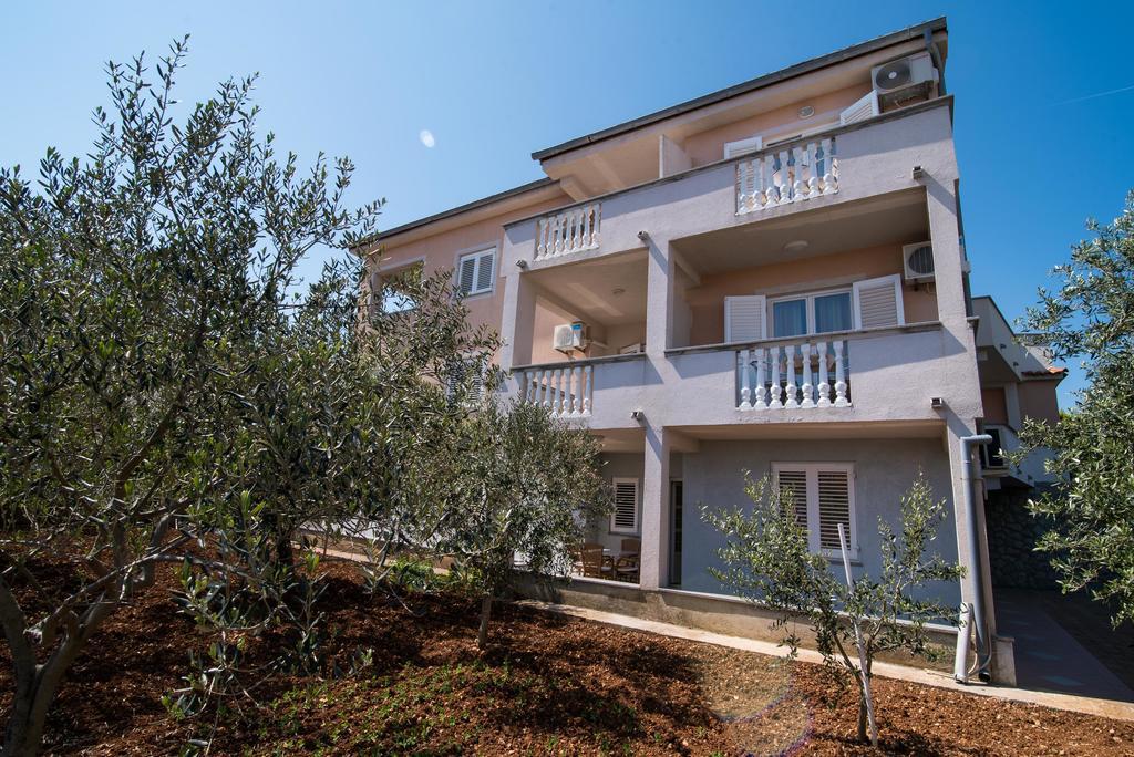 B&B Villa Ana 크르크 외부 사진