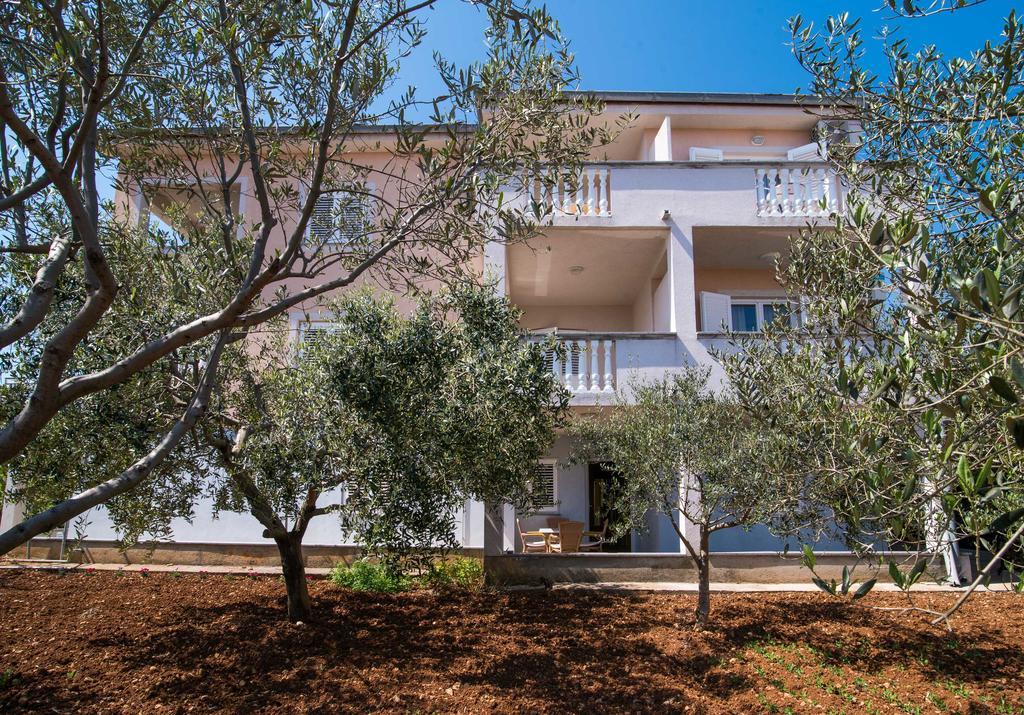 B&B Villa Ana 크르크 외부 사진