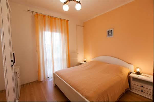 B&B Villa Ana 크르크 외부 사진